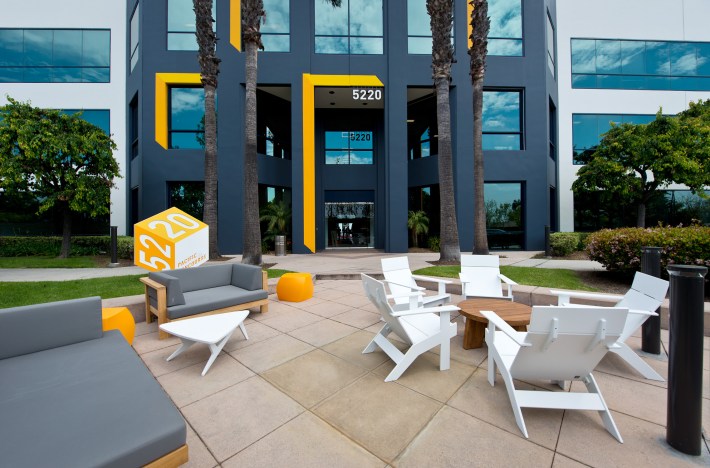 Pacific Concourse 2019-037